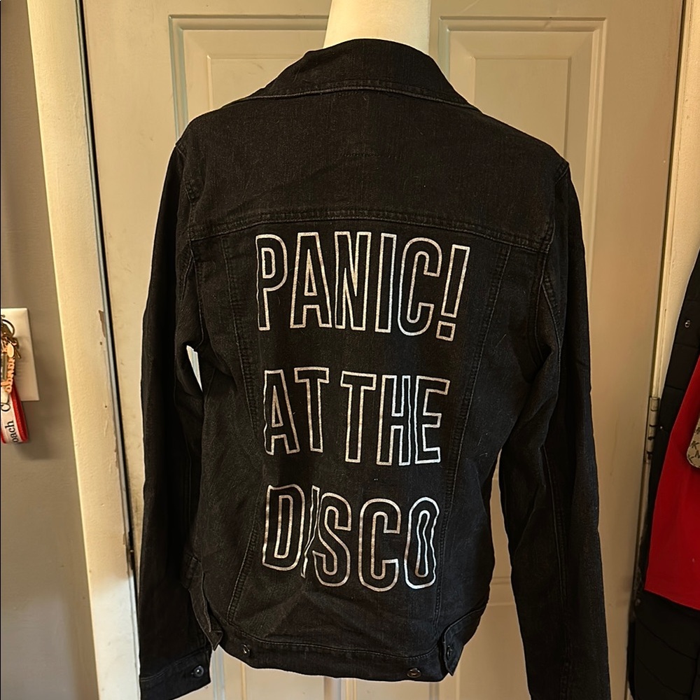 🎉HP🎉 Black Panic at the Disco Jean Jacket